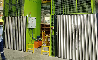 Double Hydraulic Goods Lift